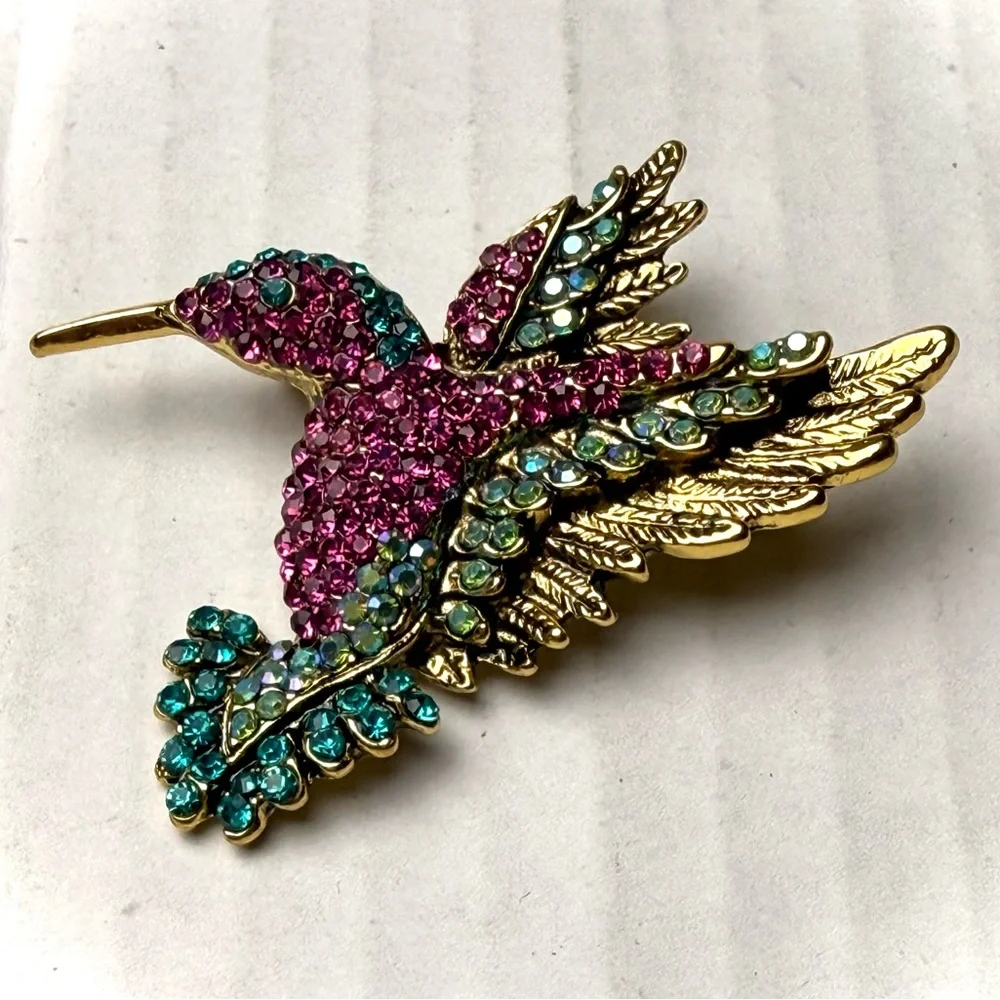 Hummingbird Crystal Rhinestone‎ Pink Blue Green Brooch Pin Gold Tone